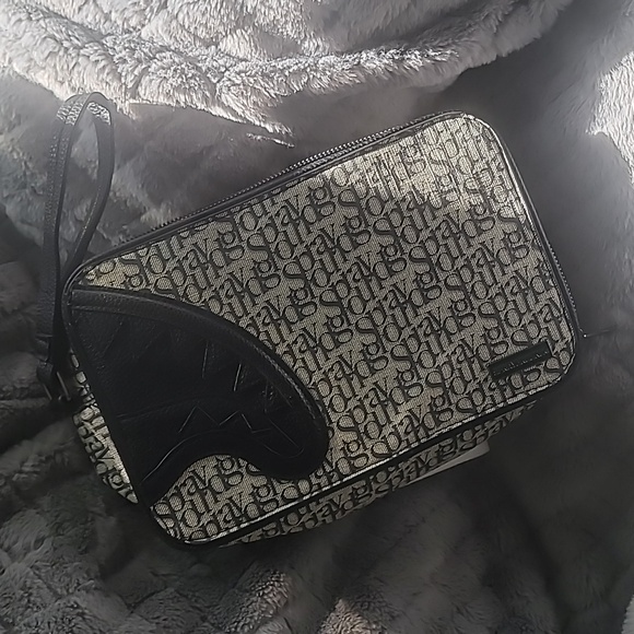 Sprayground Toiletry Bag - Picture 6 of 7